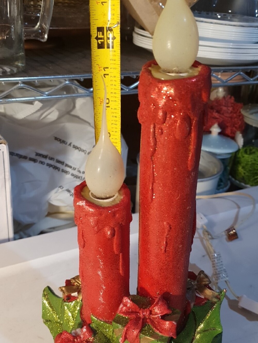 💜 Red LED Christmas Candle Pair with Holly and Gifts - Picture 8 of 13